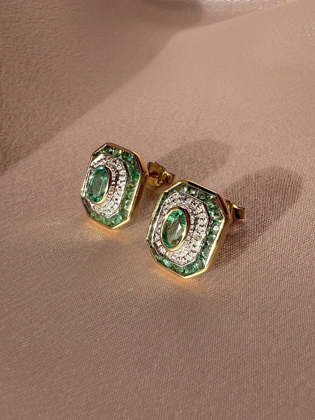 Emerald Diamond Deco Target Earrings