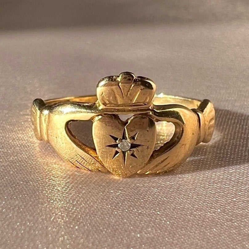 Vintage 9k Diamond Starburst Claddagh Ring