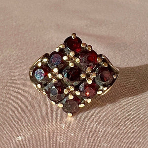 Vintage 9k Garnet Noveau Ring