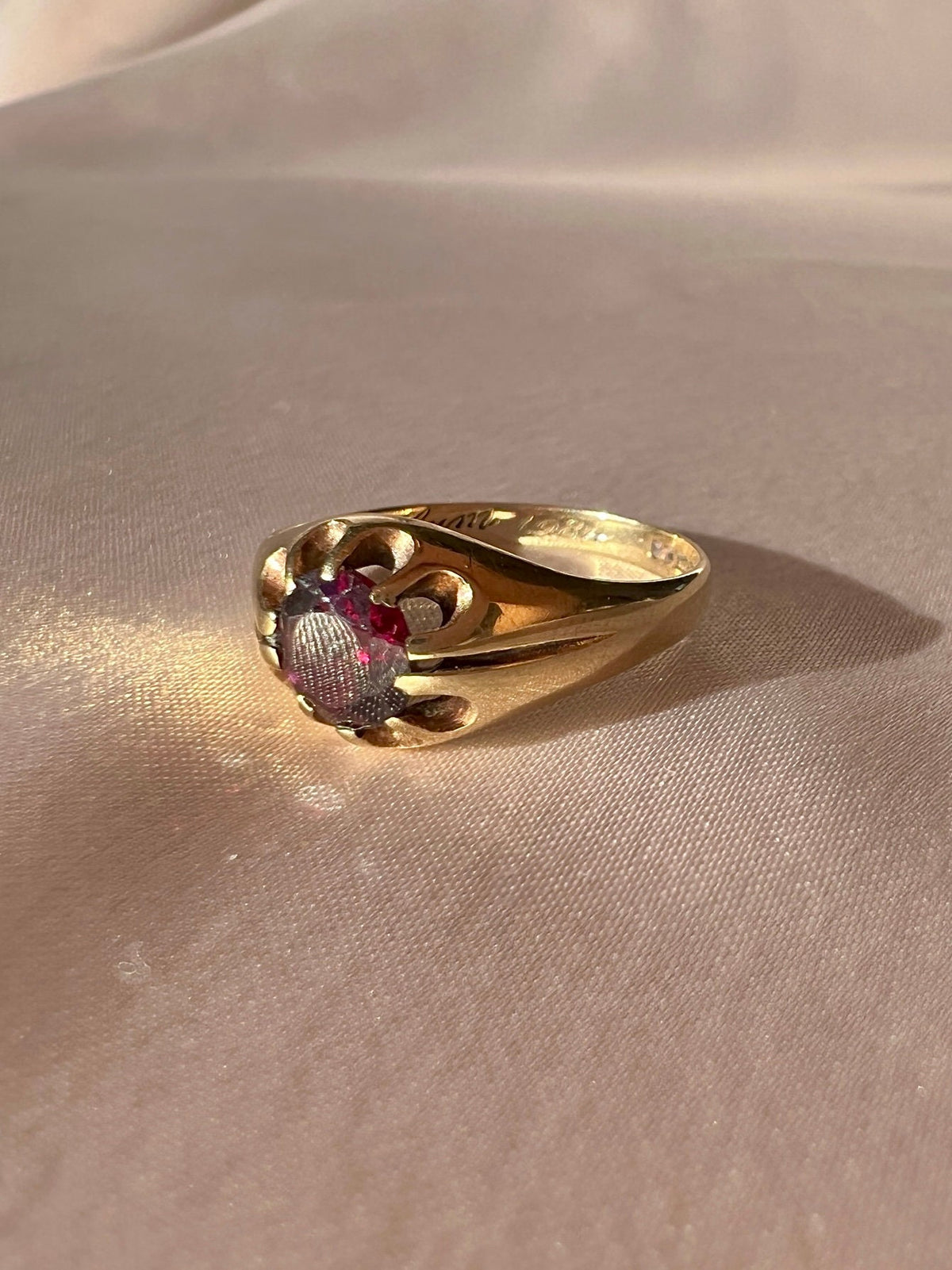 Vintage 9k Garnet Mother-Daughter Ring 1984