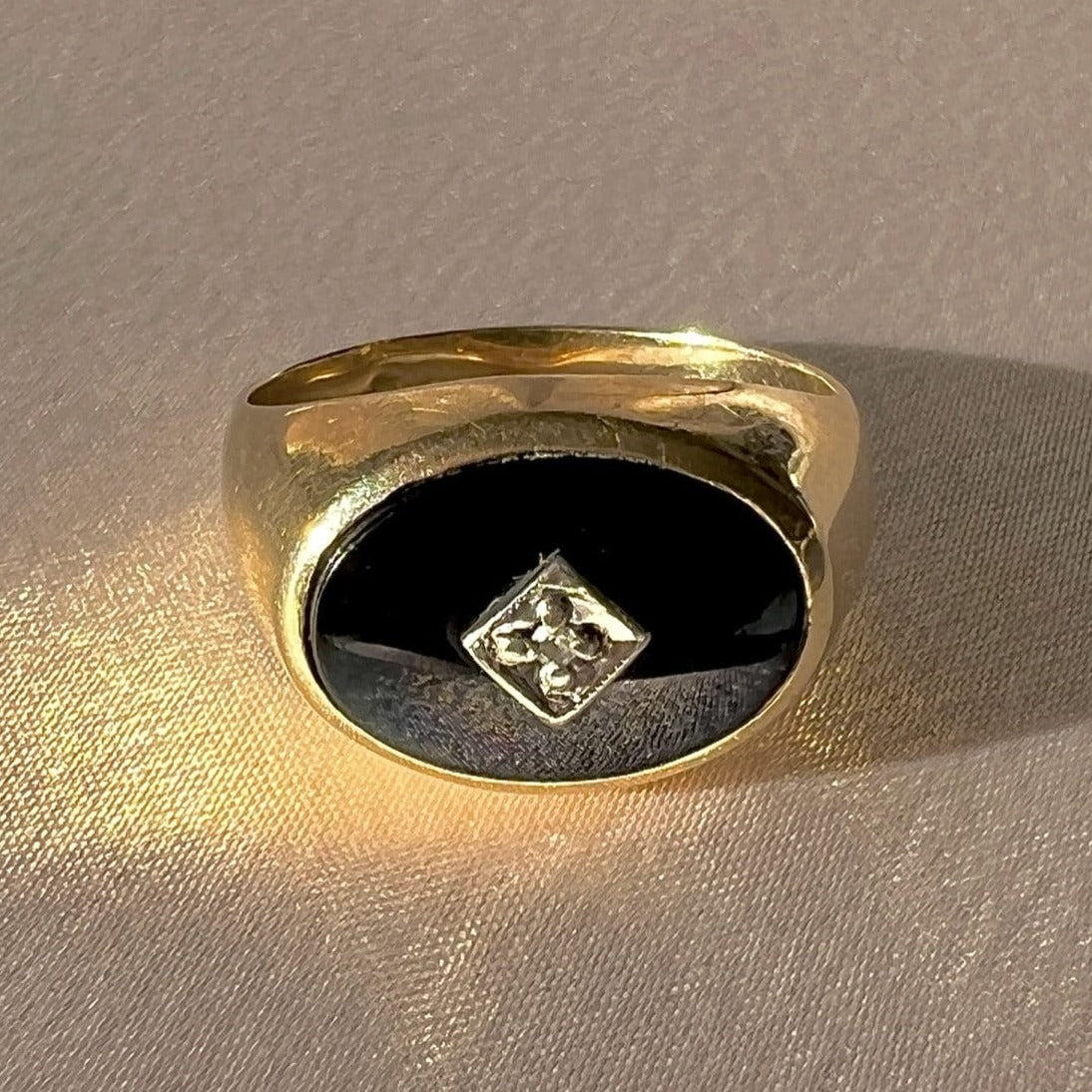 Vintage 10k Diamond Onyx Signet Ring