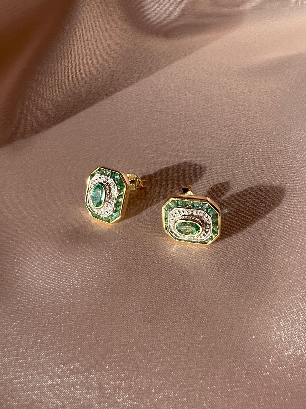 Emerald Diamond Deco Target Earrings