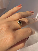 Load image into Gallery viewer, Vintage 18k Garnet Ribbed Ring
