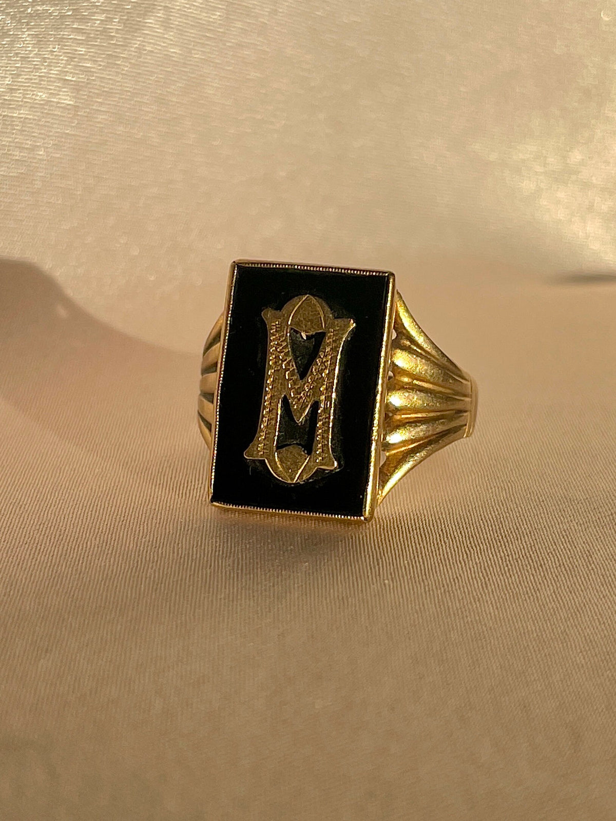 Antique 9k Onyx Monogram "M" Art Deco Signet Ring