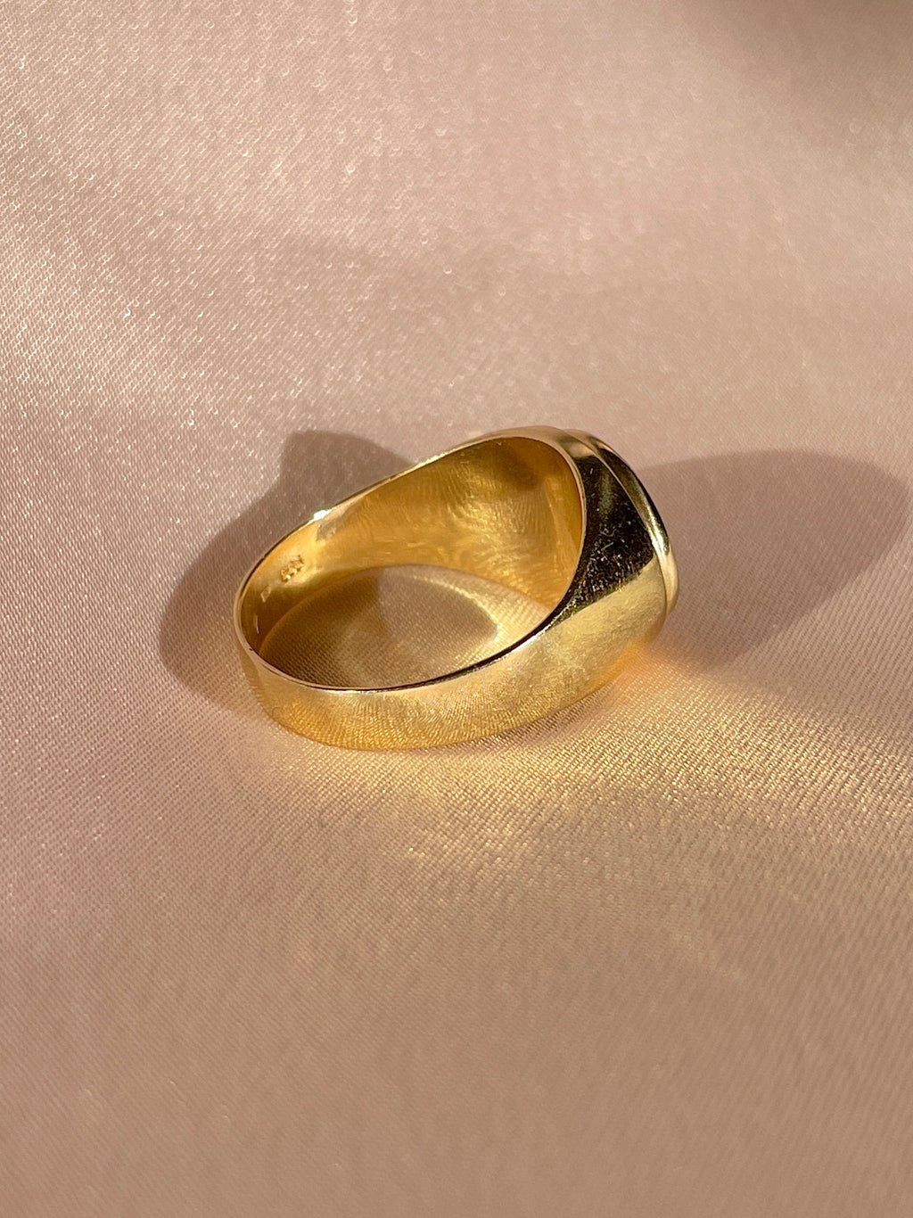 Vintage 14k Diamond Onyx East West Signet Ring