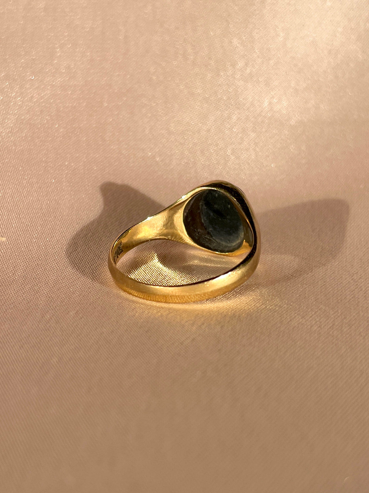 Vintage 9k Onyx Oval Signet Ring 1991