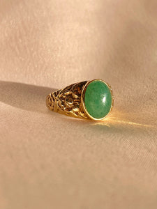 Vintage 9k Jade Cabochon Floral Ring