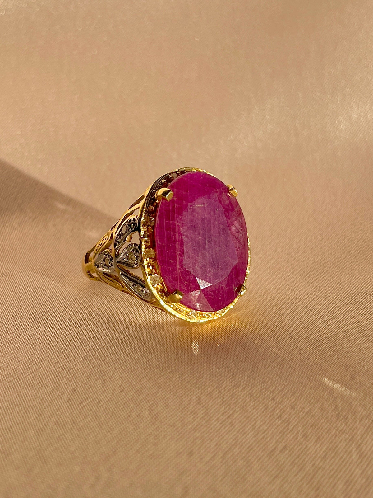 Vintage 18k Ruby Diamond Cocktail Ring 8.00 CTW