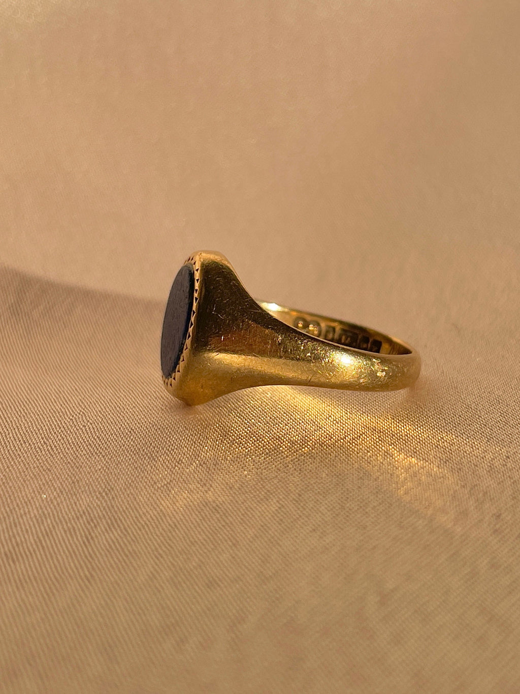 Vintage 9k Lapis Lazuli Signet Ring 1970