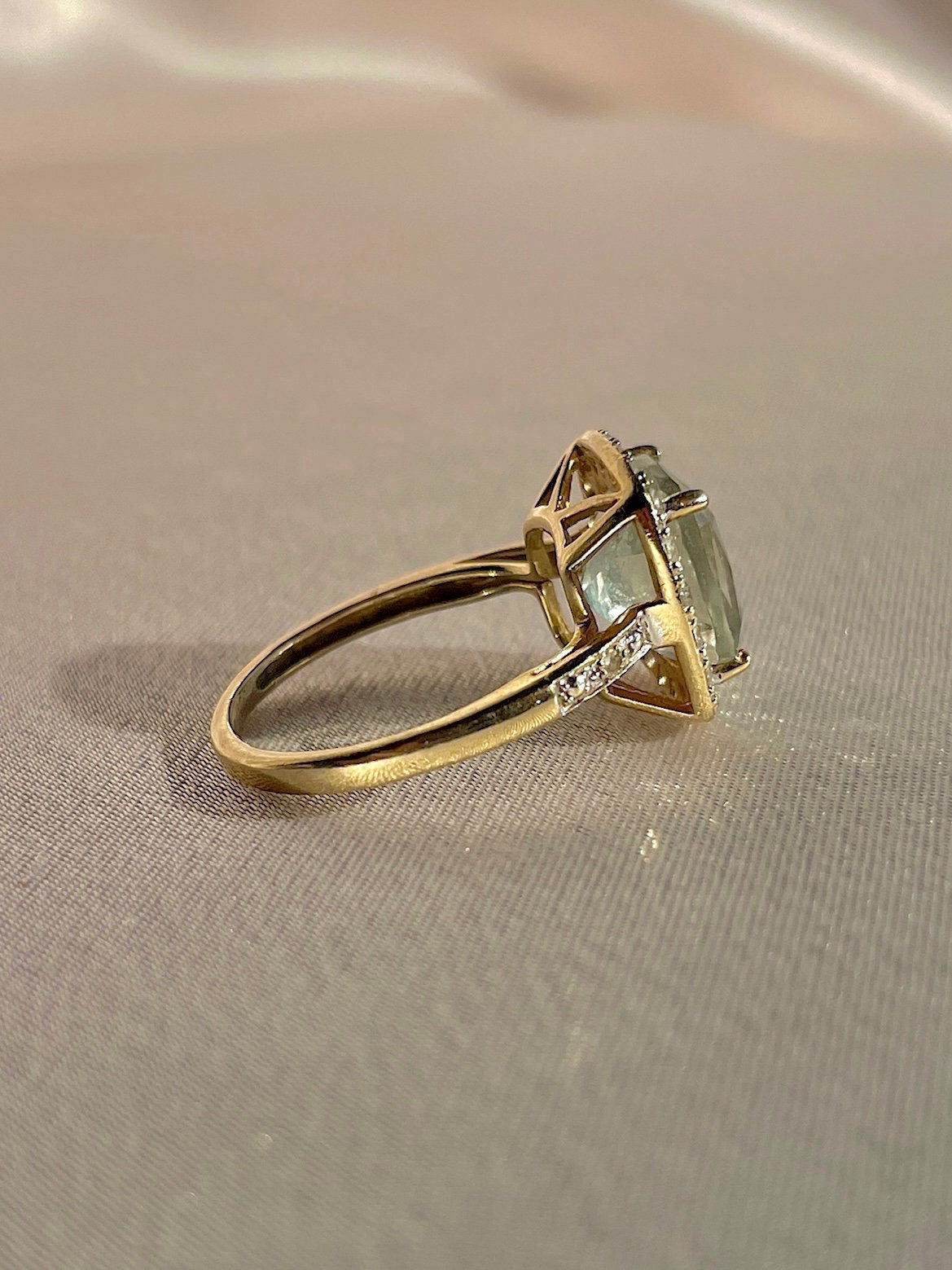 Vintage 10k Aquamarine White Topaz Diamond Ring