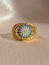 Load image into Gallery viewer, Vintage 14k Floral Cameo Jasper Lattice Ring
