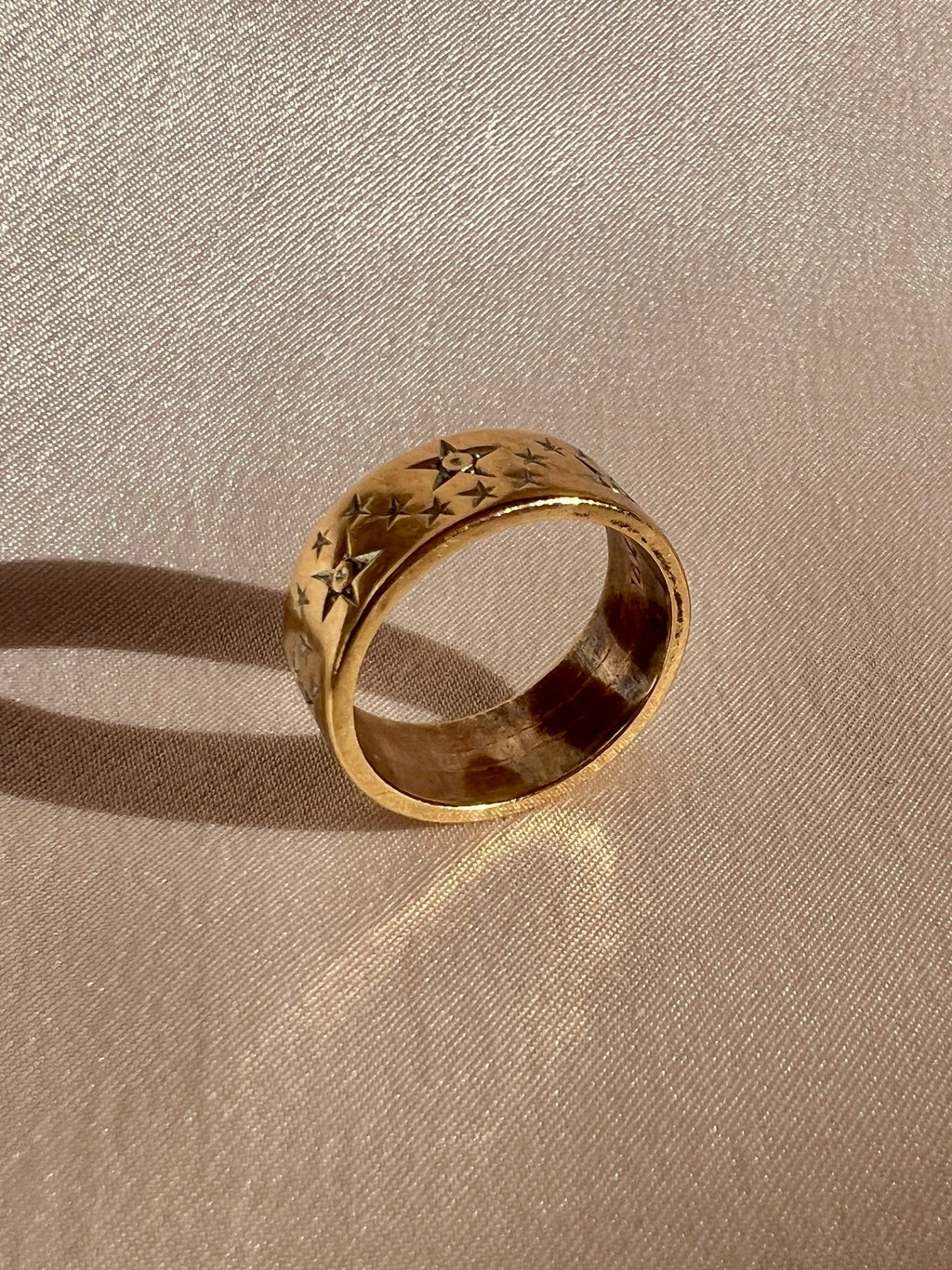 Vintage 18k Starburst Eternity Band Ring