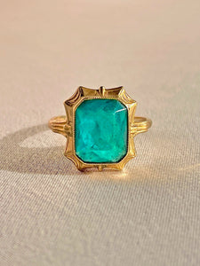 Antique Paste Green Crystal Ring