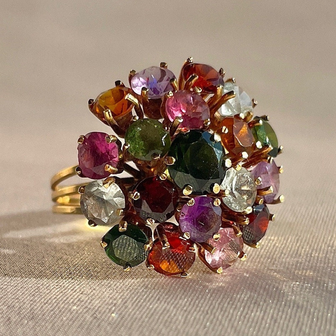 Vintage 18k Rainbow Quartz Bouquet Dress Ring