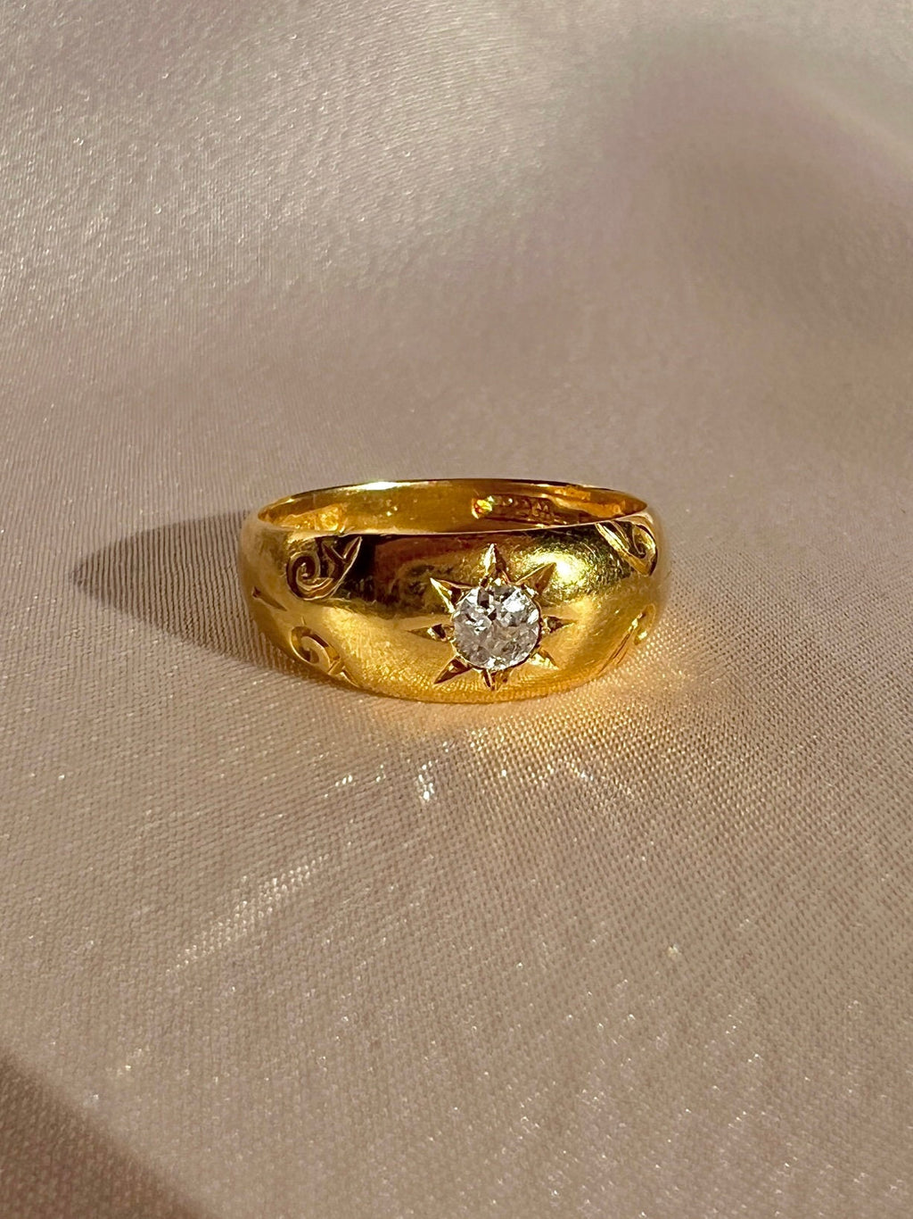 Antique 18k Diamond Old Cut Starburst Solitaire 1902
