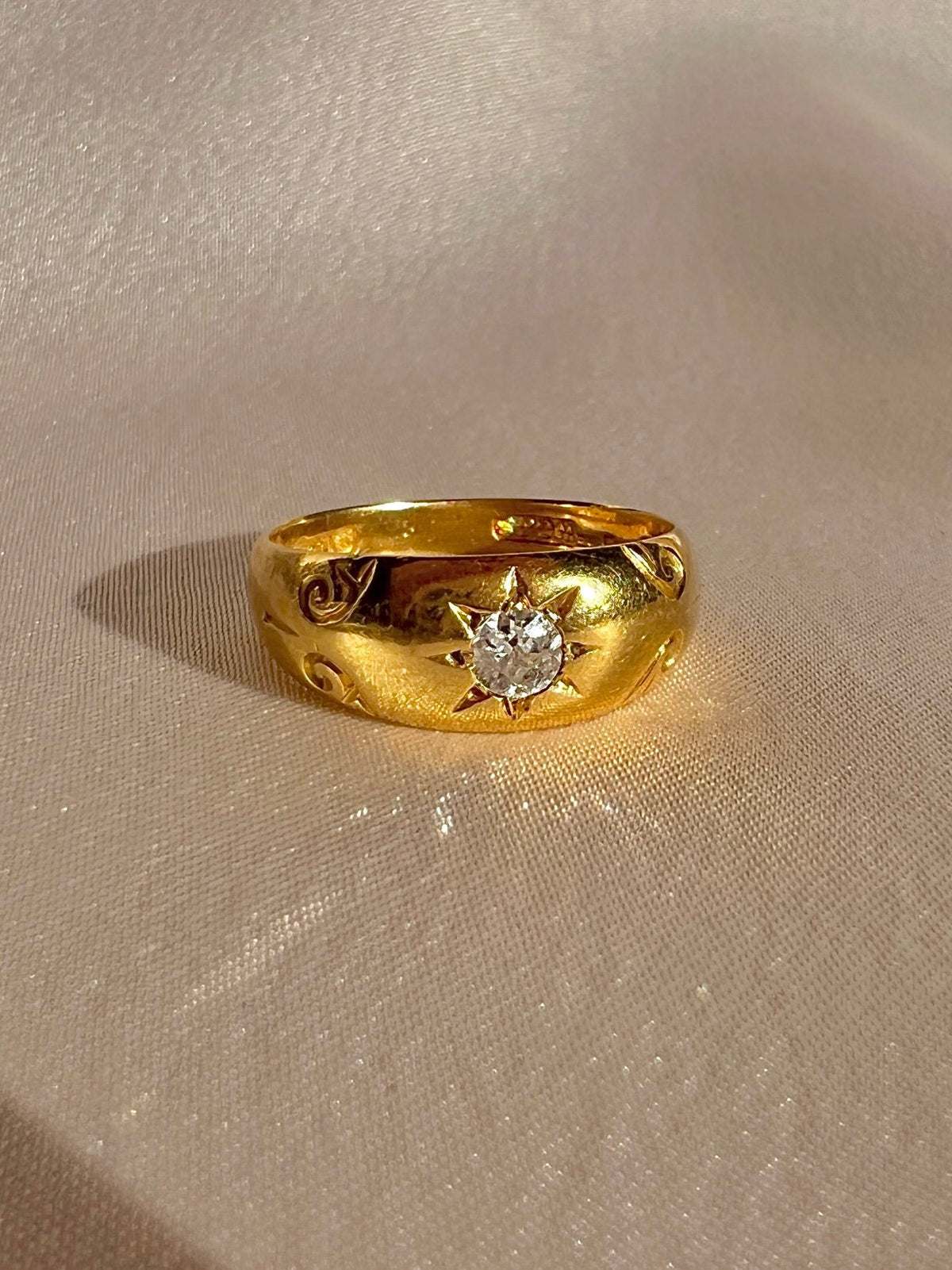 Antique 18k Diamond Old Cut Starburst Solitaire 1902