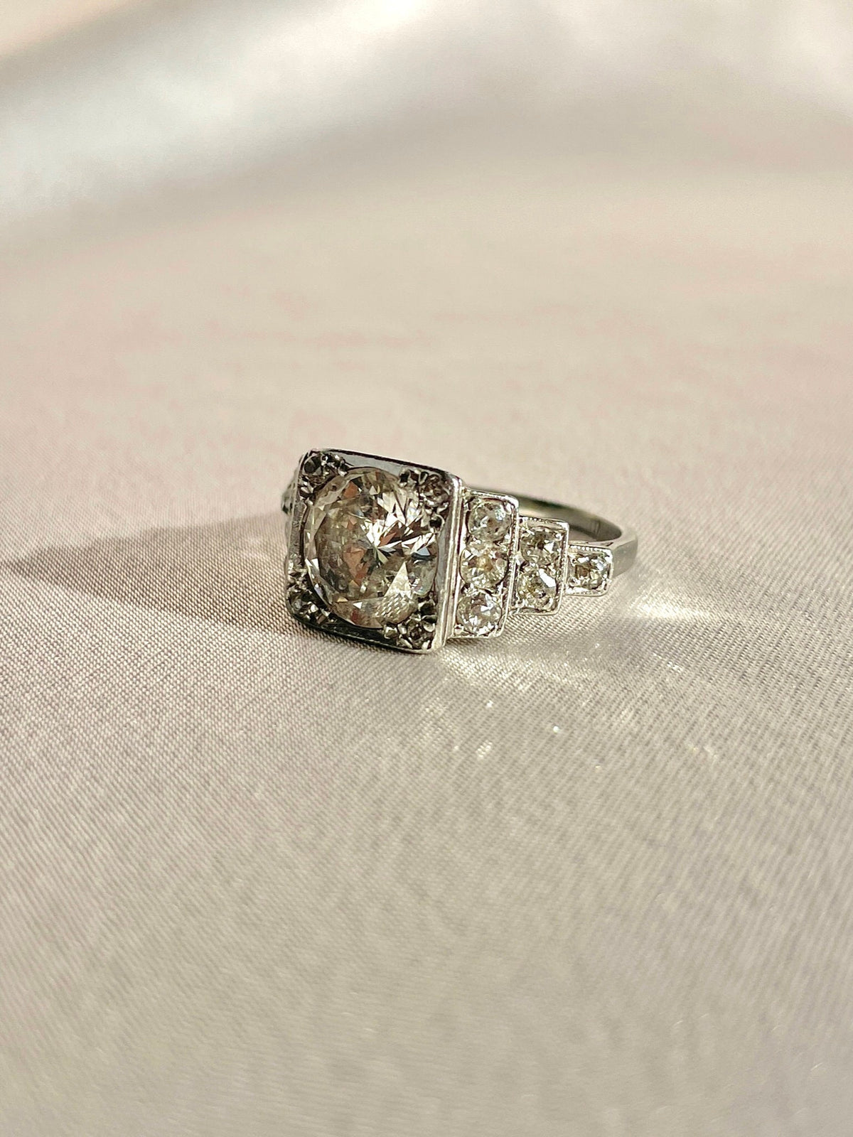 Antique Platinum Diamond Deco Engagement Ring 2.10 ct