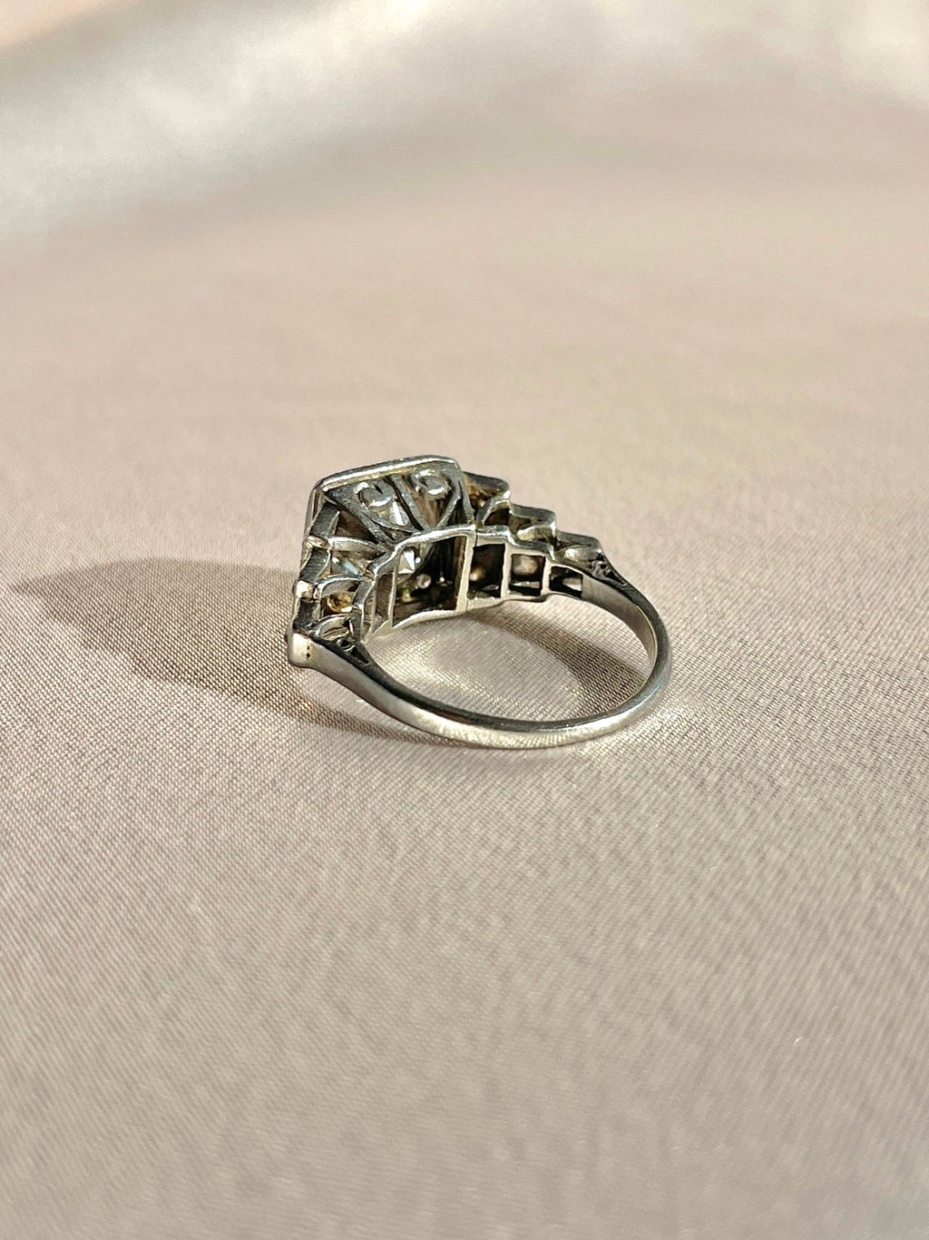 Antique Platinum Diamond Deco Engagement Ring 2.10 ct