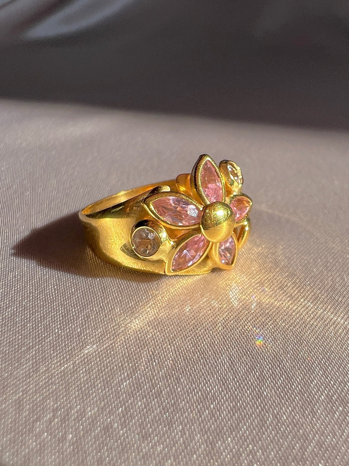 Vintage 18k Pink Kunzite Diamond Ring