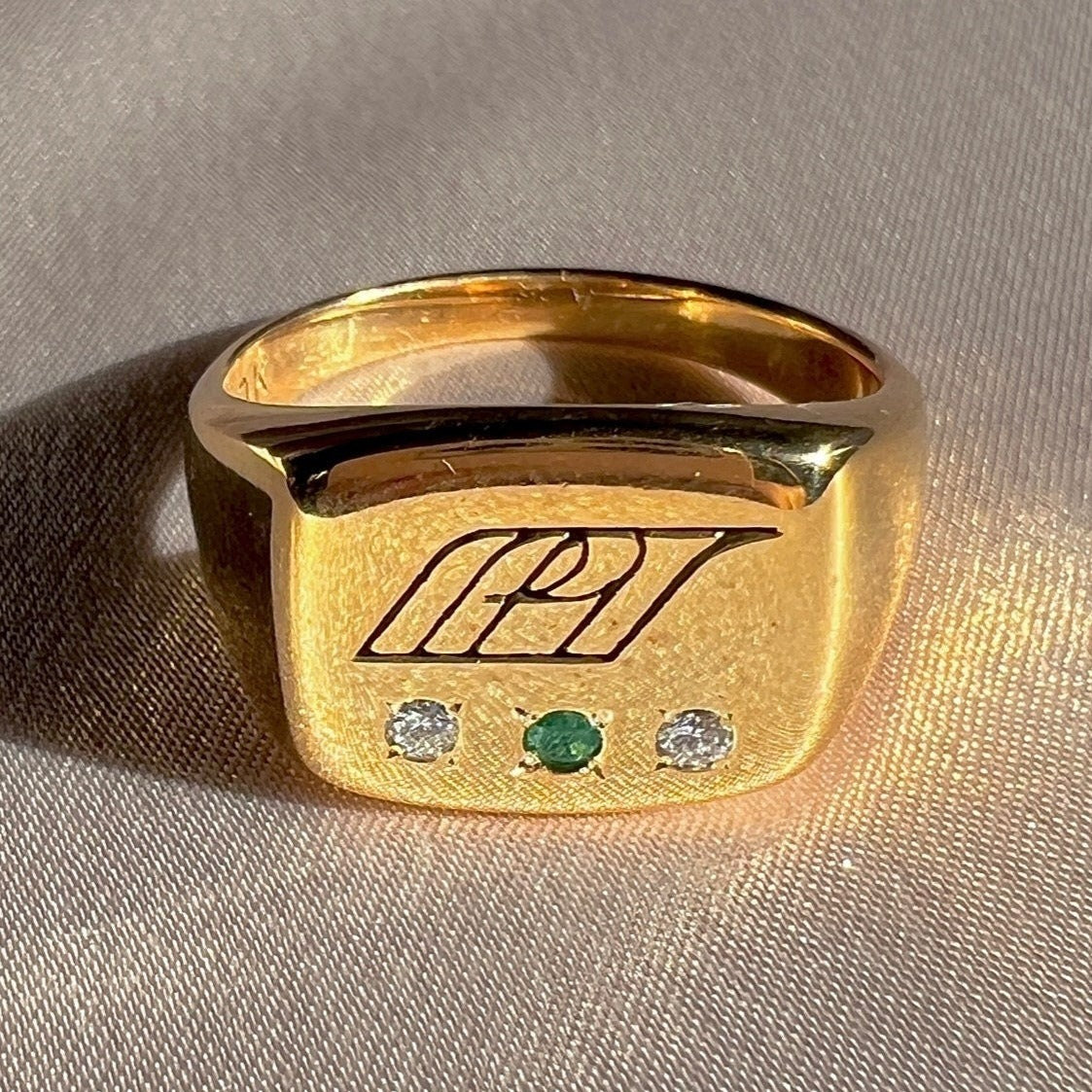 Vintage 10k Emerald Diamond Emblem Signet Ring