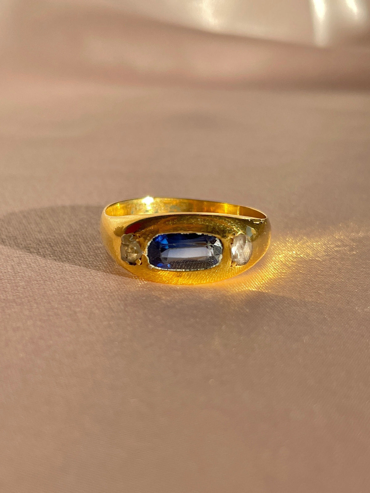 Antique 18k Elongated Sapphire Rose Cut Diamond Ring
