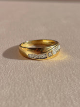 Load image into Gallery viewer, Vintage 9k Diamond Wave Band Ring
