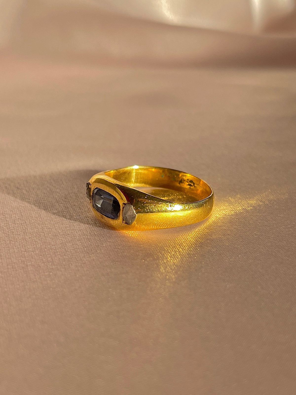Antique 18k Elongated Sapphire Rose Cut Diamond Ring