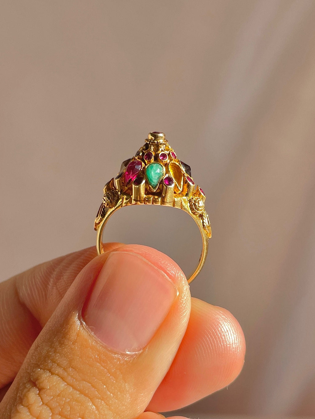 Vintage 14k Rainbow Temple Ring