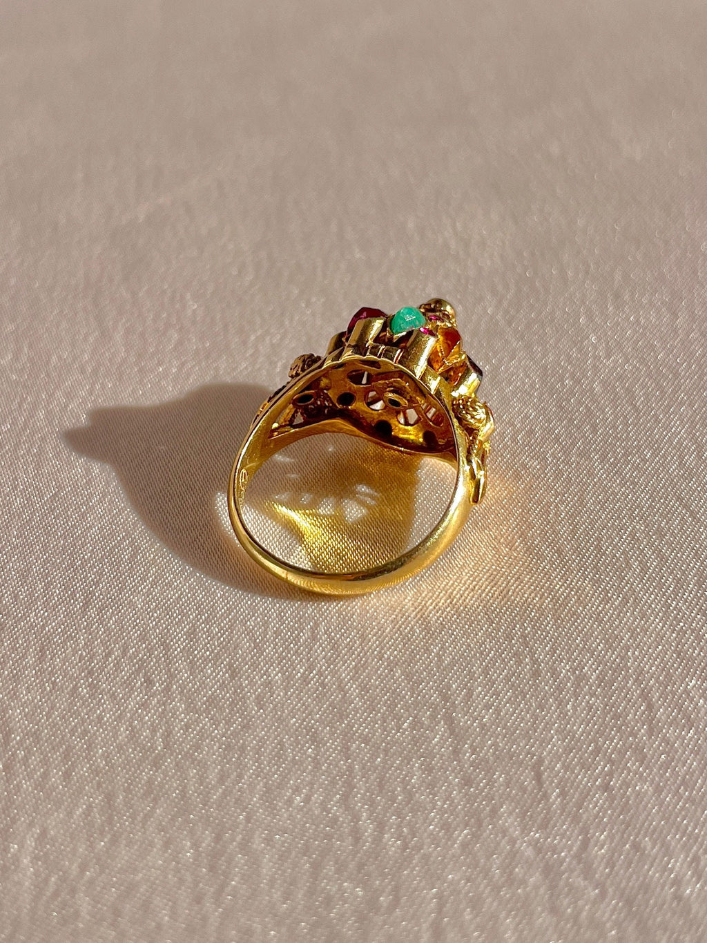 Vintage 14k Rainbow Temple Ring