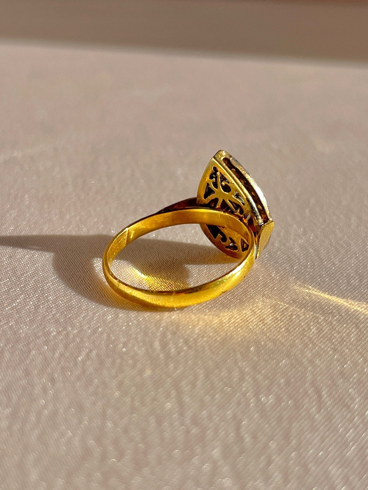 Antique 18k Polki Diamond Silver Pear Ring