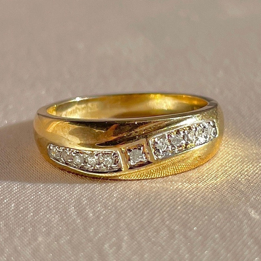 Vintage 9k Diamond Wave Band Ring