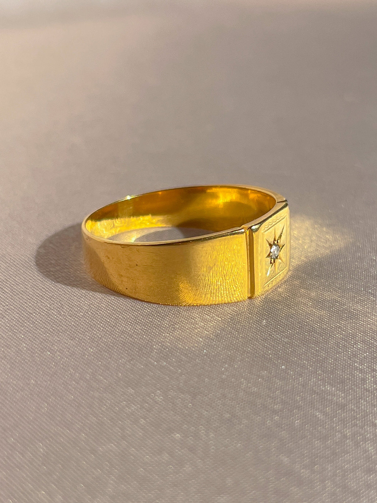 Vintage 18k Diamond Starburst Signet 1937
