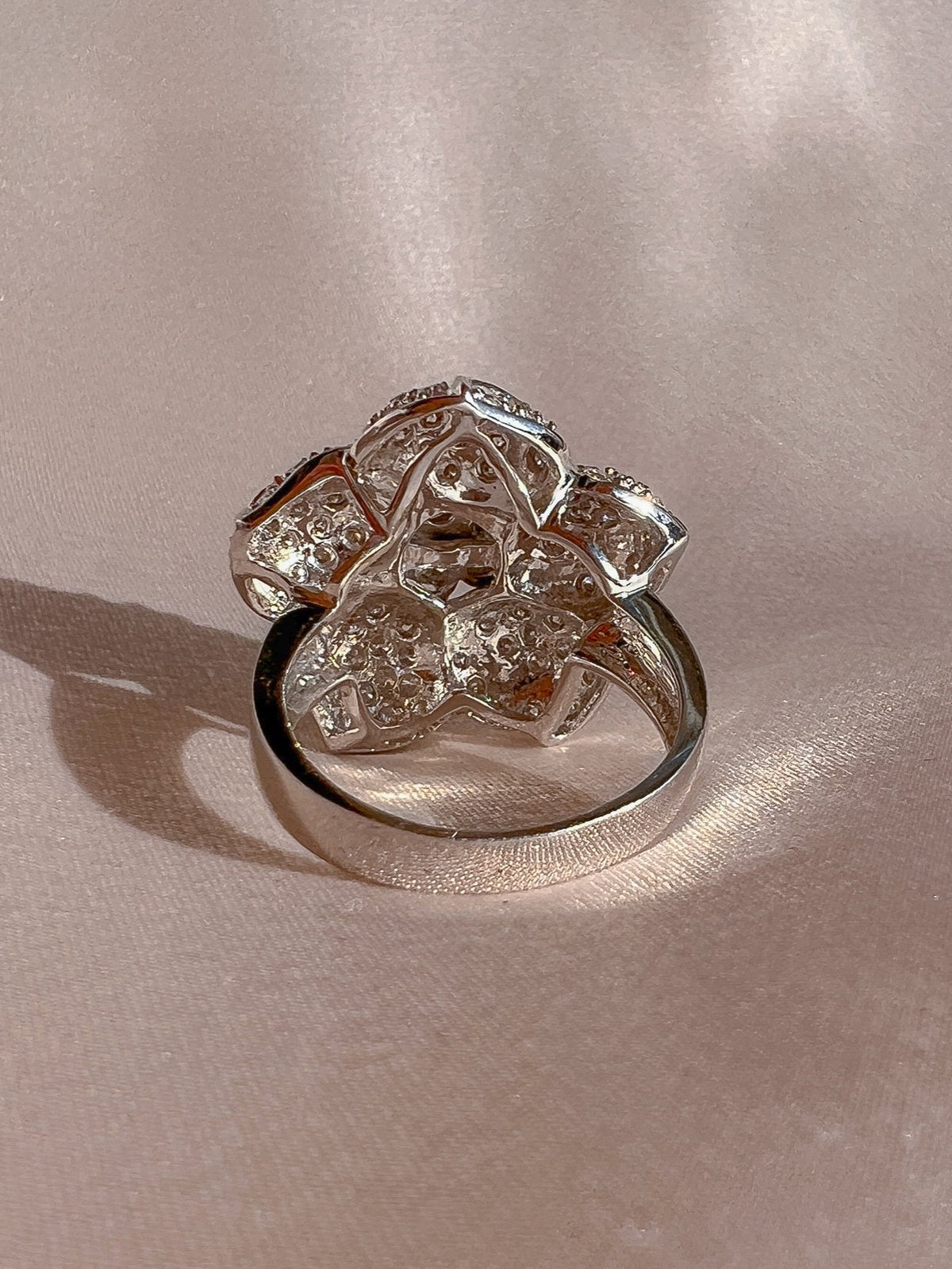 Vintage 14k Diamond Brazilian Flower Pave Ring
