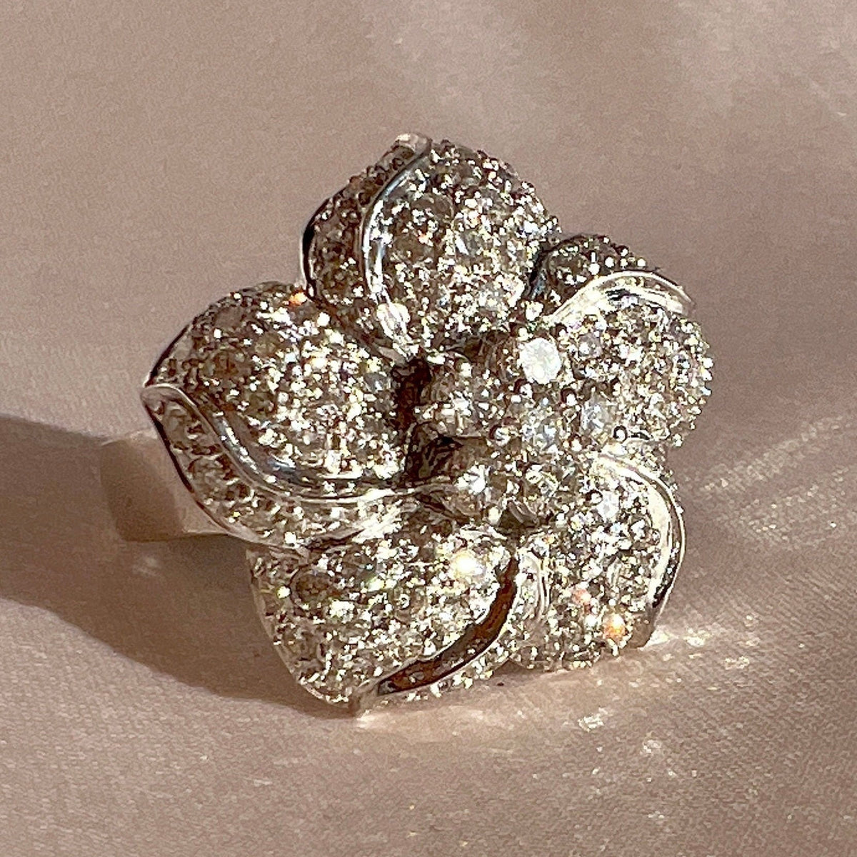 Vintage 14k Diamond Brazilian Flower Pave Ring