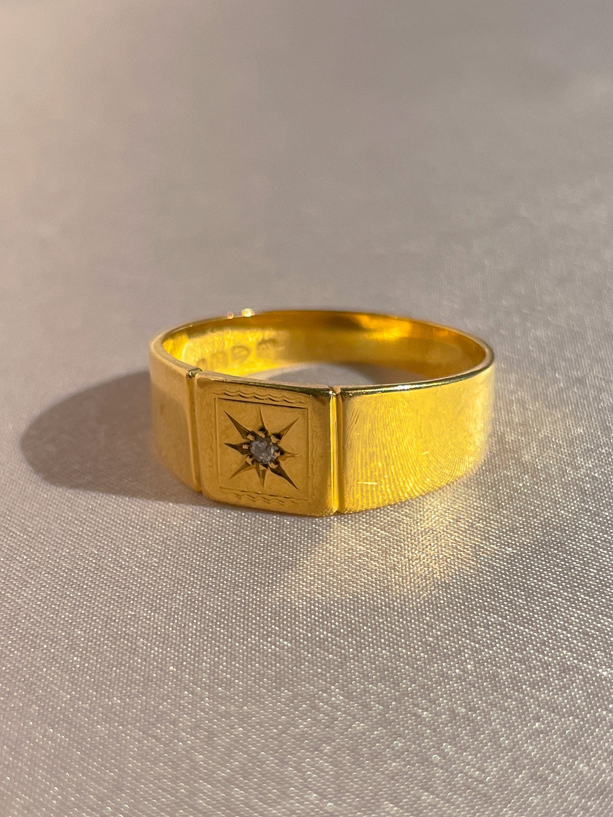 Vintage 18k Diamond Starburst Signet 1937