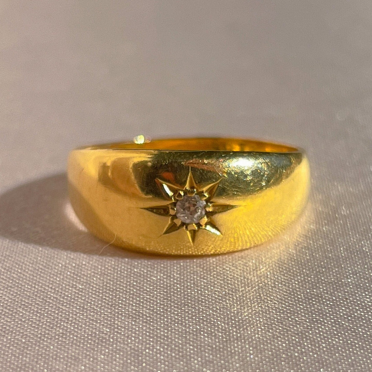 Antique 18k Diamond Starburst Solitaire Engraved Ring 1902