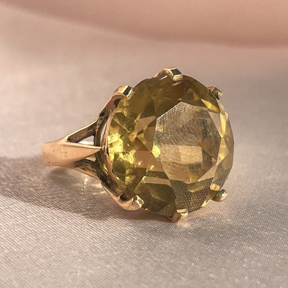 Vintage 9k Citrine Cocktail Ring 1970