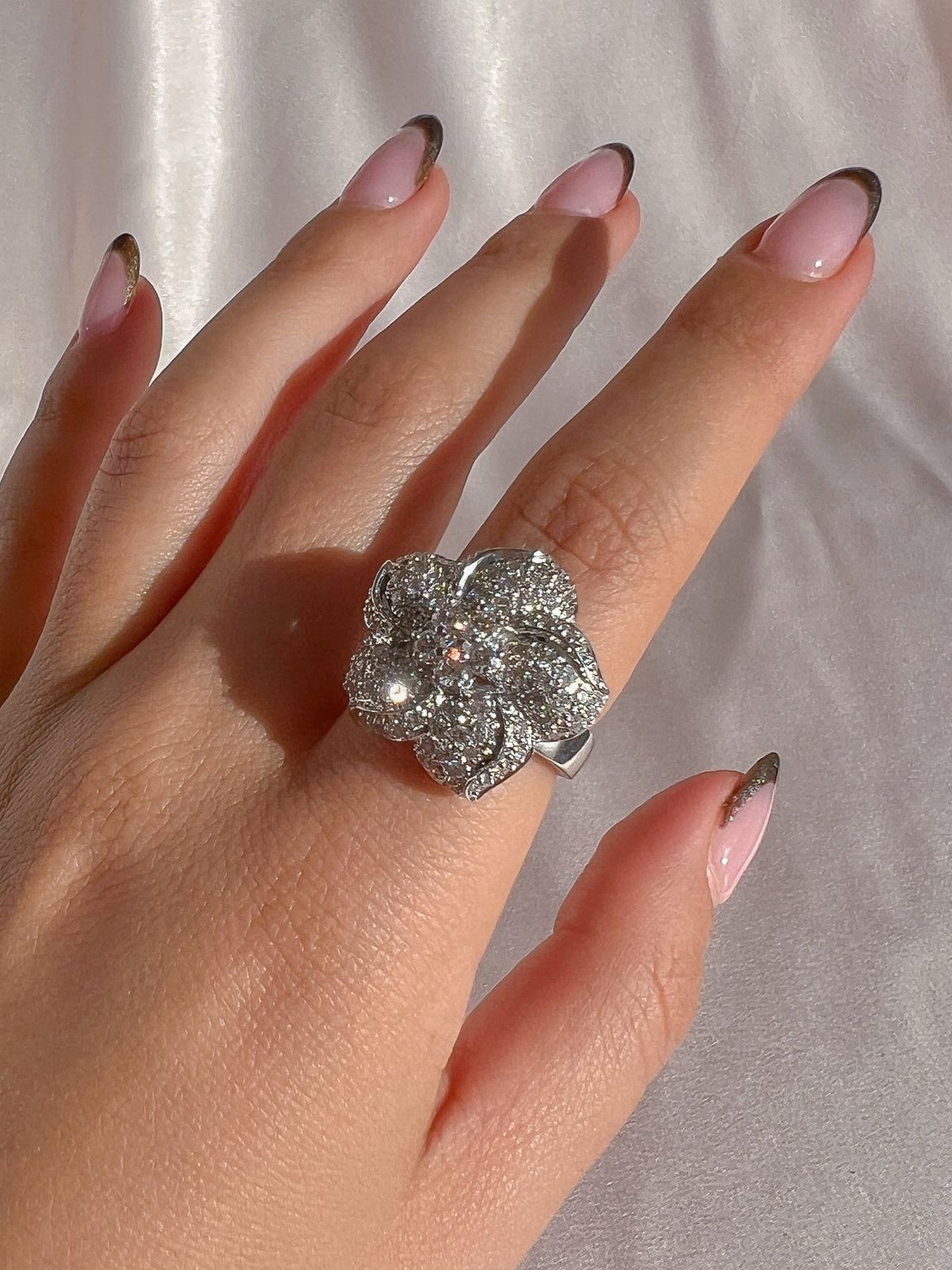 Vintage 14k Diamond Brazilian Flower Pave Ring