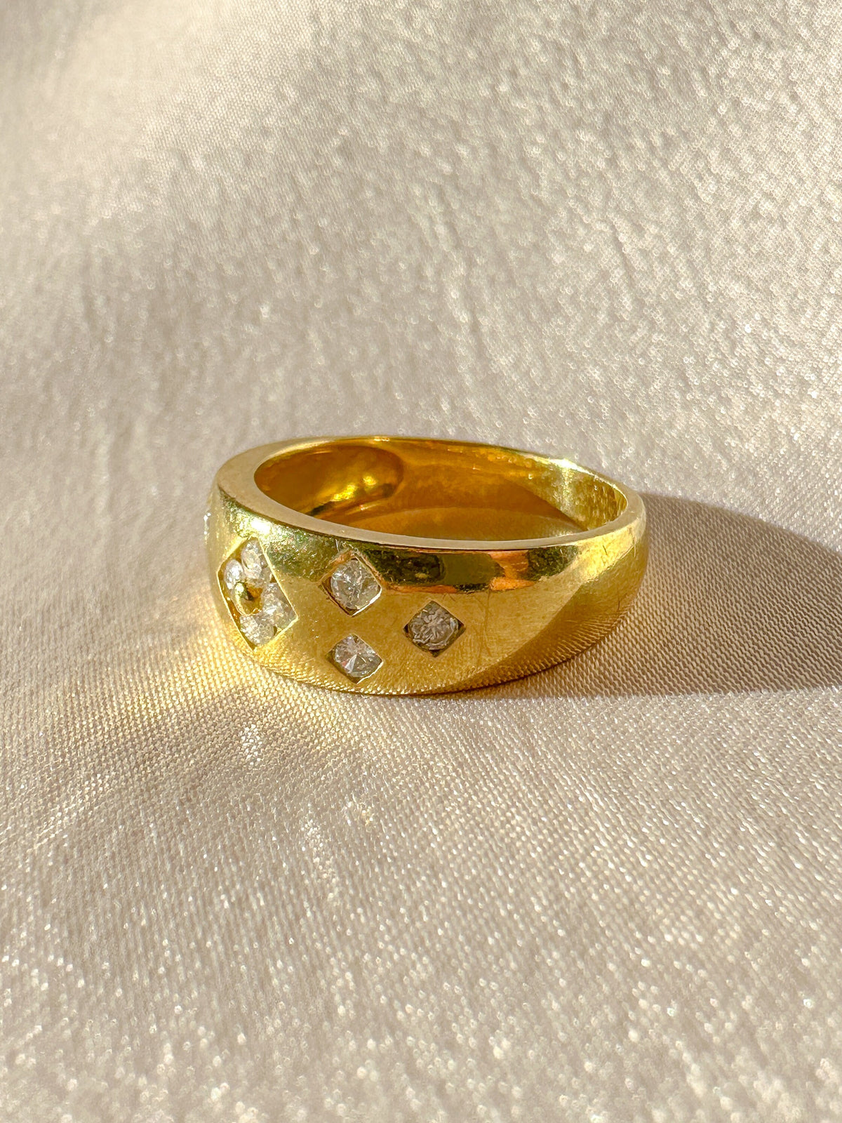 Vintage Diamond Floral Marquise Ring