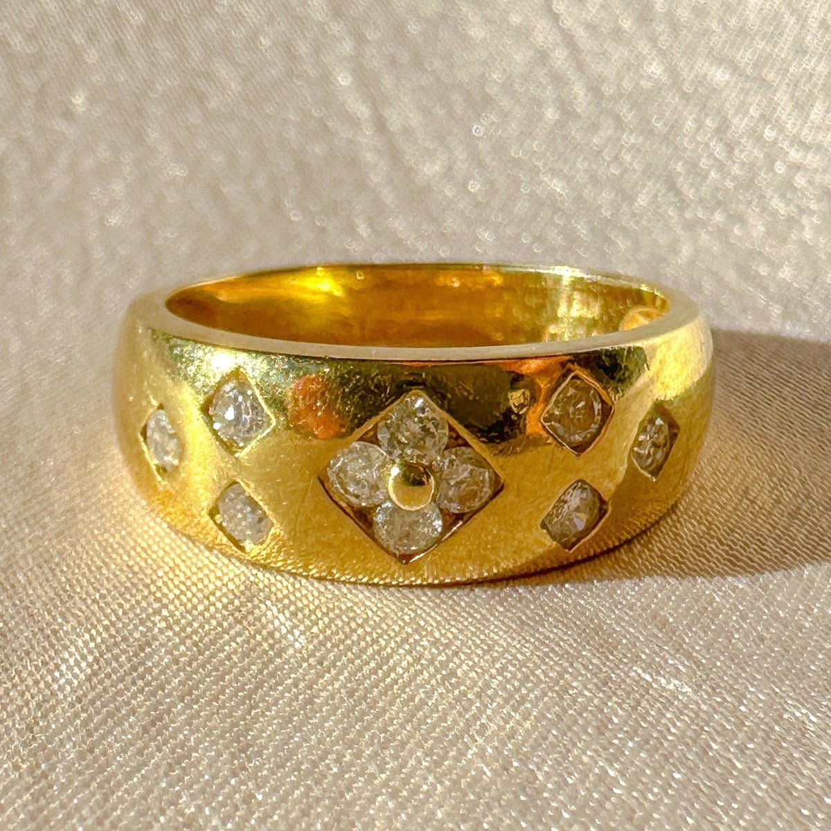 Vintage Diamond Floral Marquise Ring