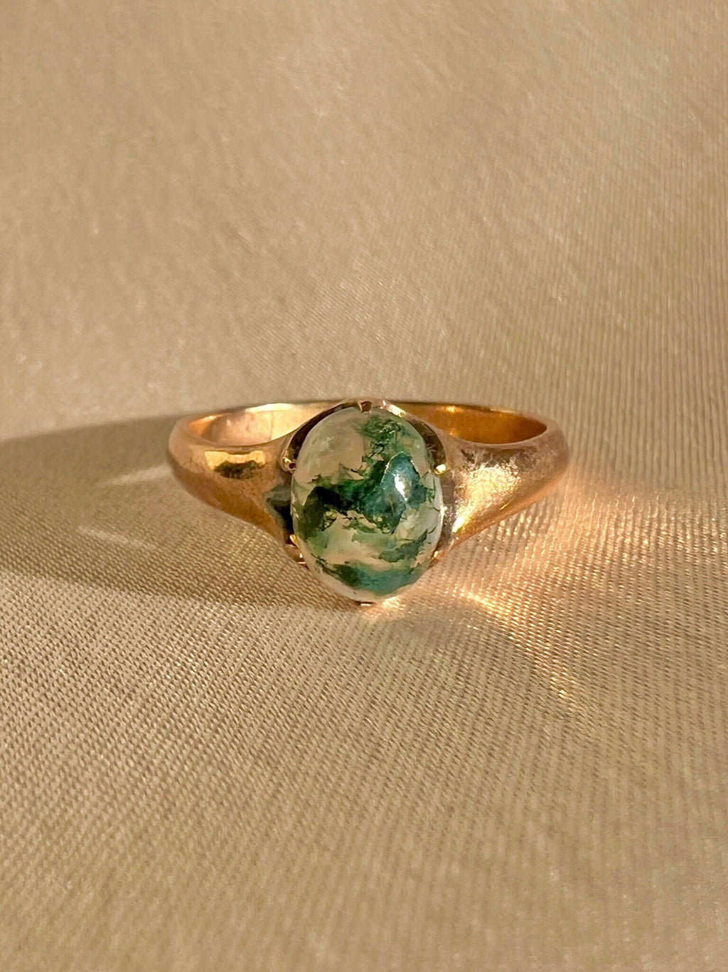 Antique Moss Agate Cabochon Ring