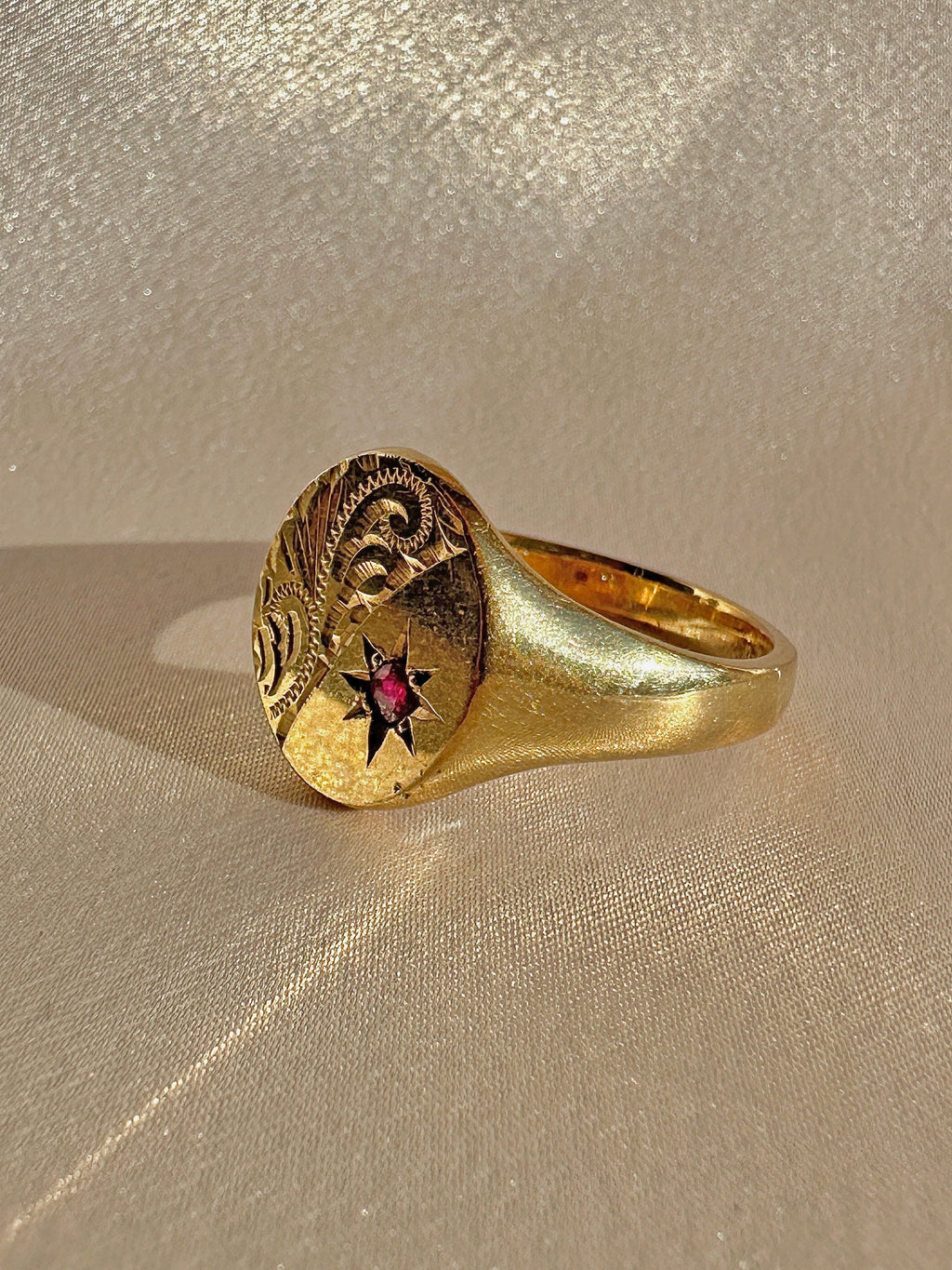 Vintage Ruby Filigree Starburst Signet Ring