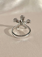 Load image into Gallery viewer, Vintage Diamond Daisy Ring 2.10 CTW
