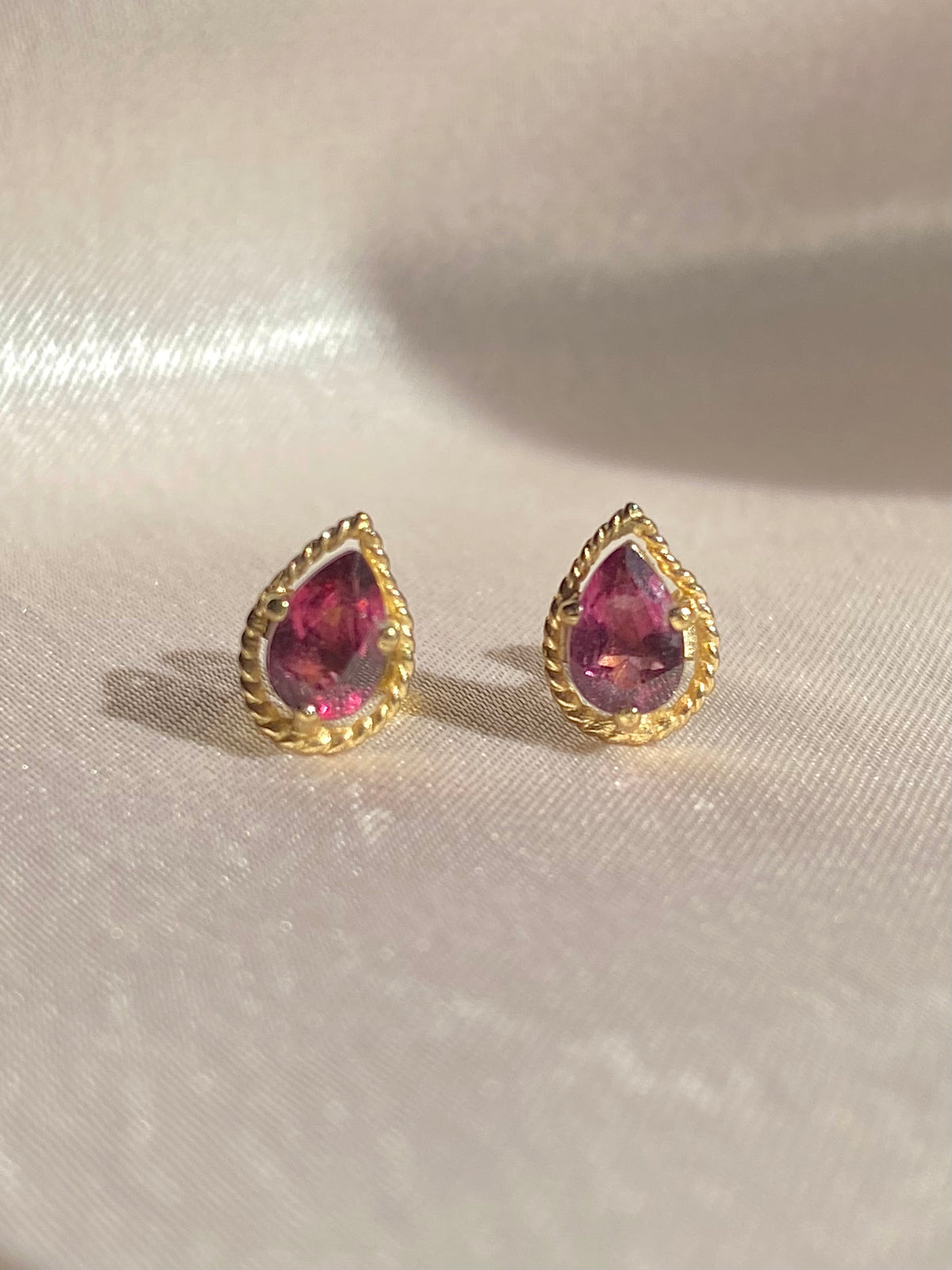 Vintage 9k Garnet Pear Cut Earrings