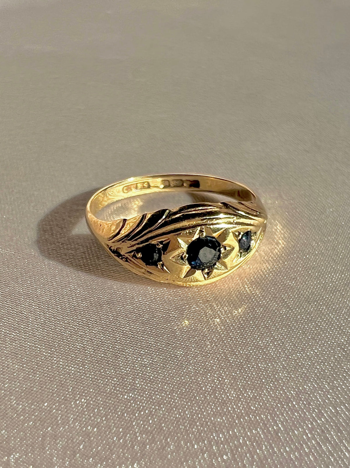 Vintage 9k Sapphire Starburst Trilogy Boat Ring 1982