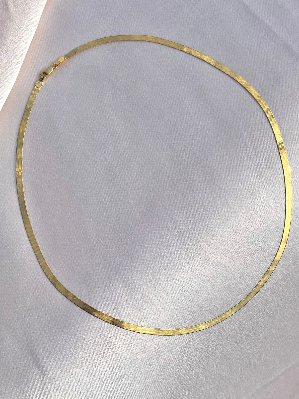 Vintage 10k Maltese Herringbone Chain 18"