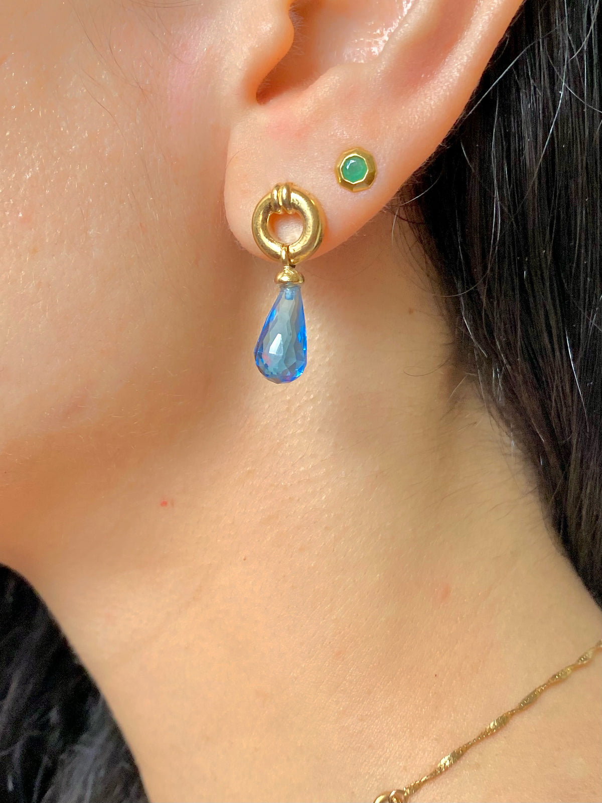 Vintage 9k Topaz Briolette Drop Earrings