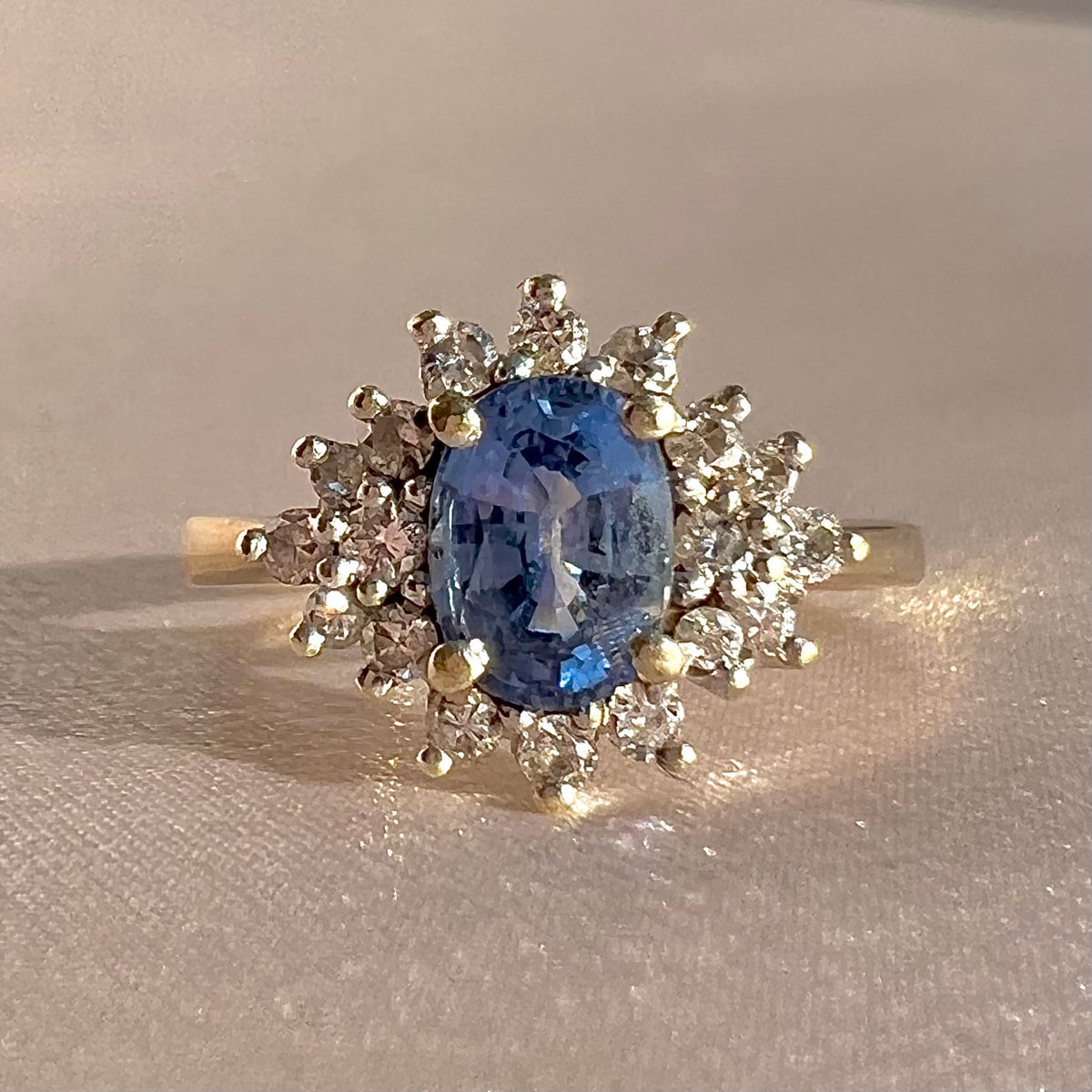 Vintage 9k Sapphire Diamond Cluster 1991