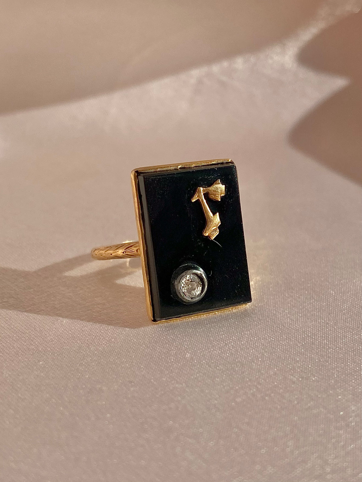 Antique 14k Onyx Diamond R Ring 1890s