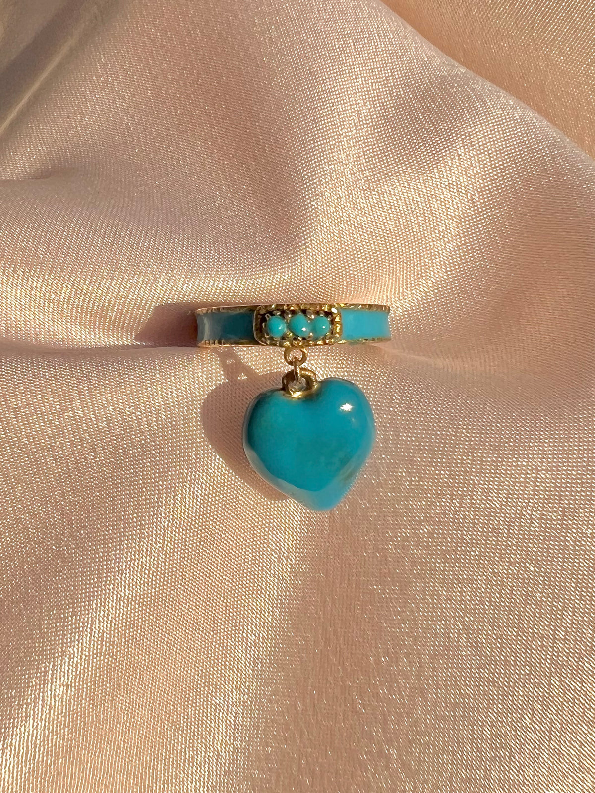 Antique 18k Turquoise Victorian Enamel Heart Ring
